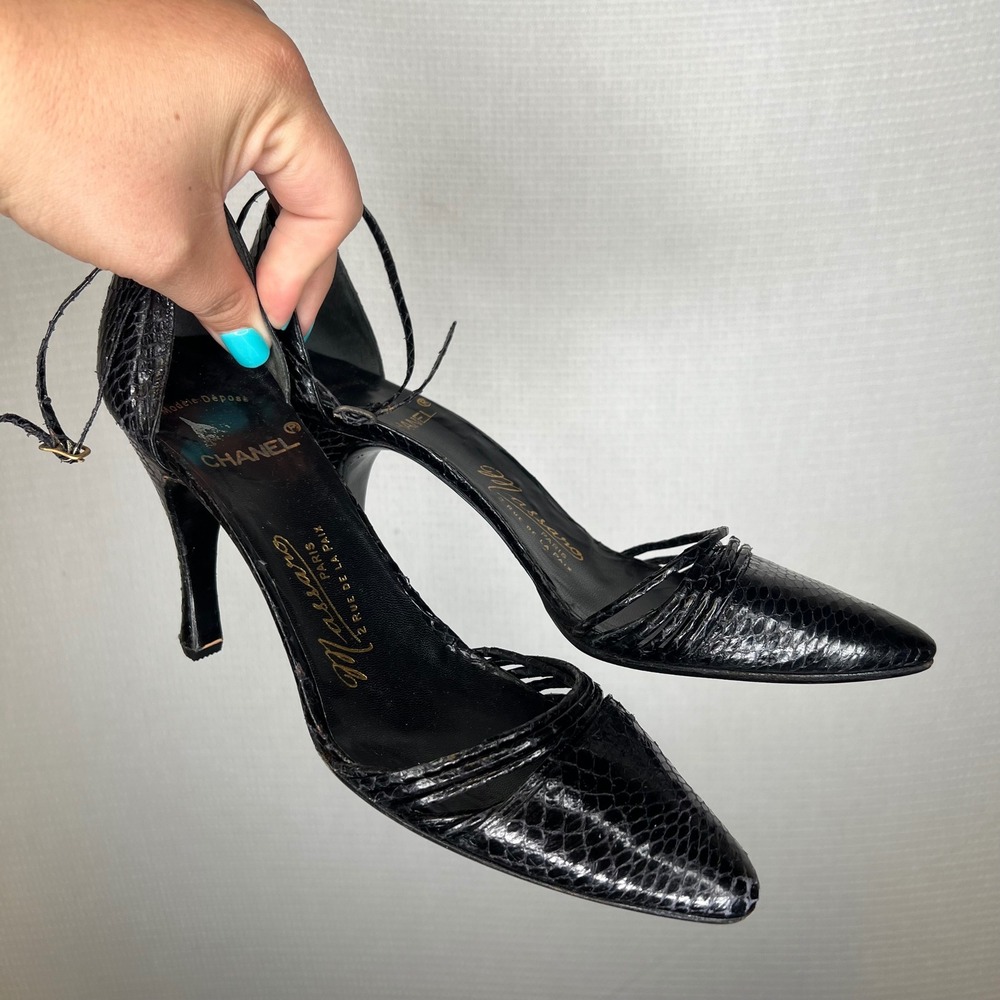 Chanel x Massaro Vintage Black Snakeskin Embossed Leather Ankle Strap Pumps 10in